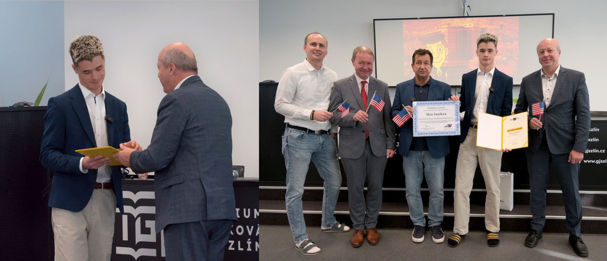 Max Jandora přebírá ocenění